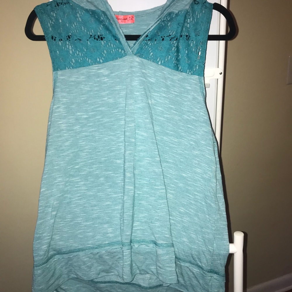 Sleeveless hoodie